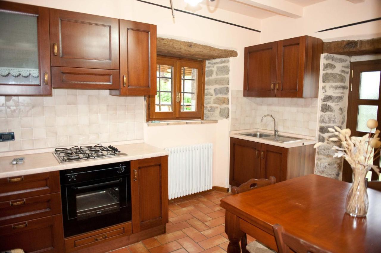 Agriturismo La Casina Caprese Michelangelo Bagian luar foto