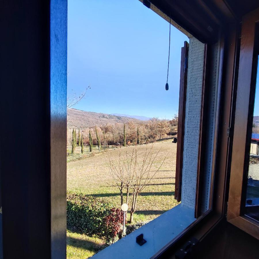 Agriturismo La Casina Caprese Michelangelo Bagian luar foto