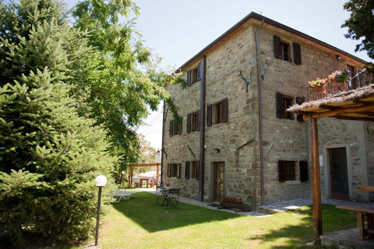 Agriturismo La Casina Caprese Michelangelo Bagian luar foto