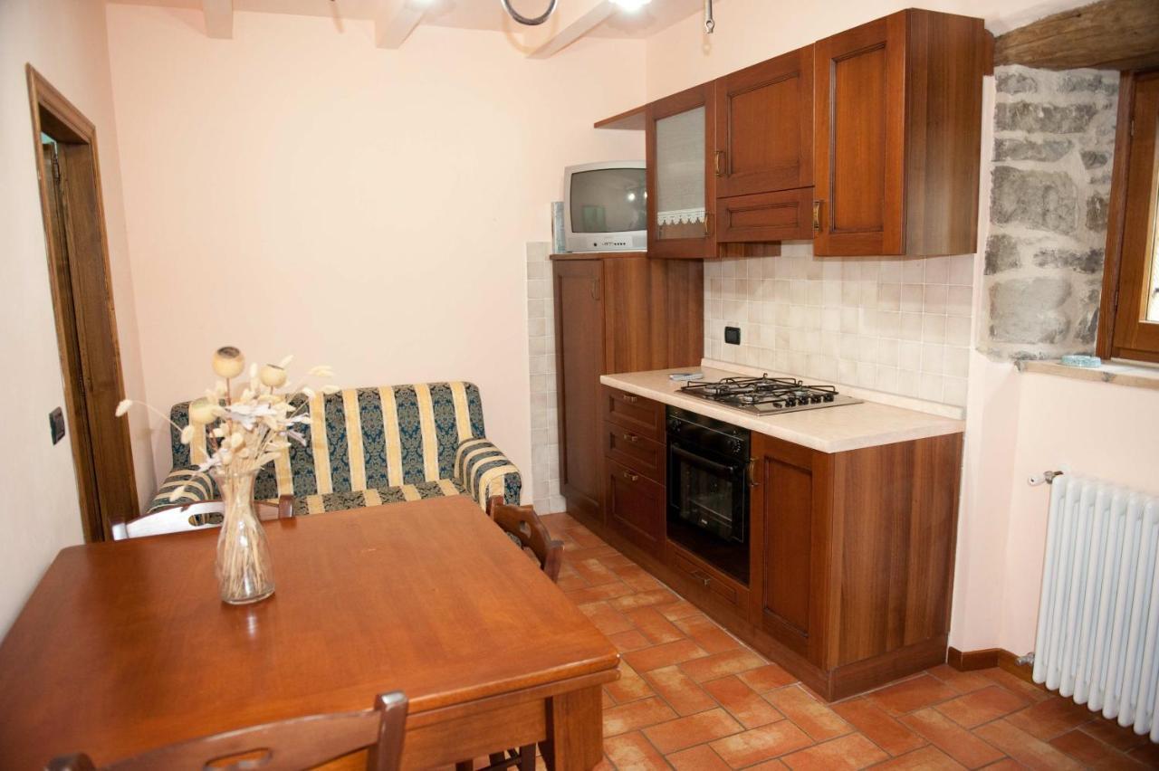 Agriturismo La Casina Caprese Michelangelo Bagian luar foto